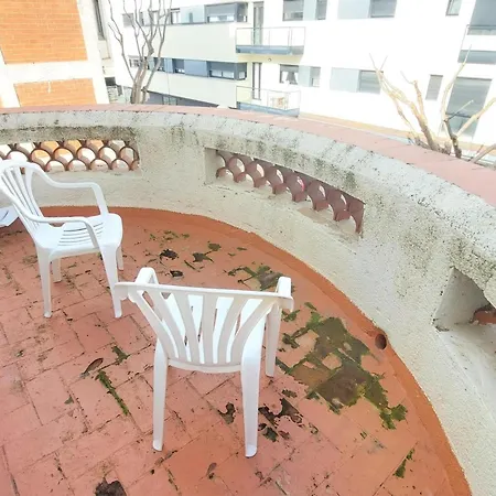 Apartment Comodo En Llanca, Cerca De Playas Y Tiendas, Wifi Incluido - Es-170-94 *