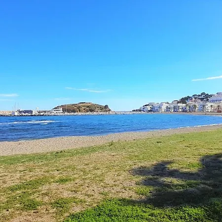 Comodo En Llanca, Cerca De Playas Y Tiendas, Wifi Incluido - Es-170-94 Apartment Llanca