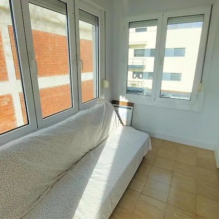 Comodo En Llanca, Cerca De Playas Y Tiendas, Wifi Incluido - Es-170-94 *