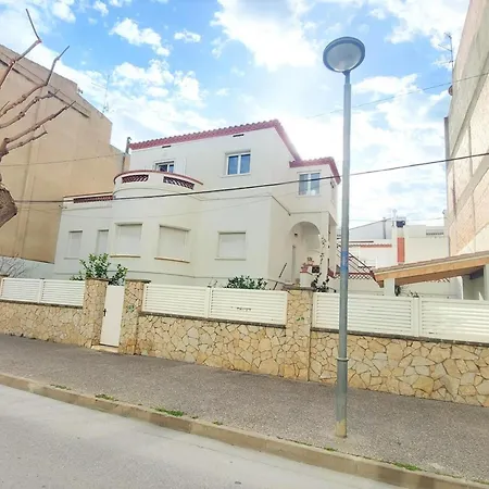 Comodo En Llanca, Cerca De Playas Y Tiendas, Wifi Incluido - Es-170-94 *