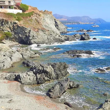 Comodo En Llanca, Cerca De Playas Y Tiendas, Wifi Incluido - Es-170-94 Apartament